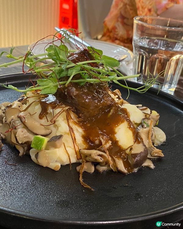 觀塘生日飯🎂🎉  朋友聚舊好開心🥳