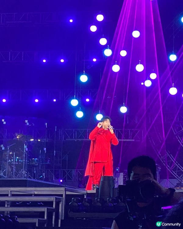 深圳光良演唱會🎤  像認識很久的朋友 首次見面🥺