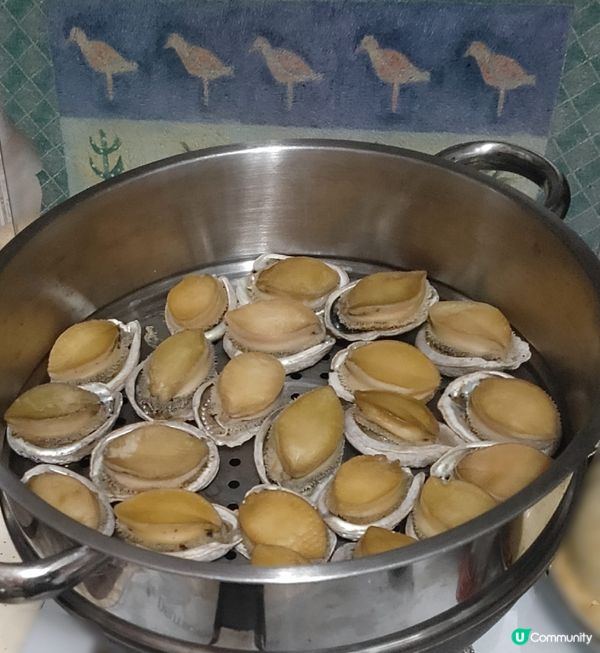 宅在家，用纽西蘭急凍鮑魚做了個花雕枸杞醉鮑魚慢慢吃😋