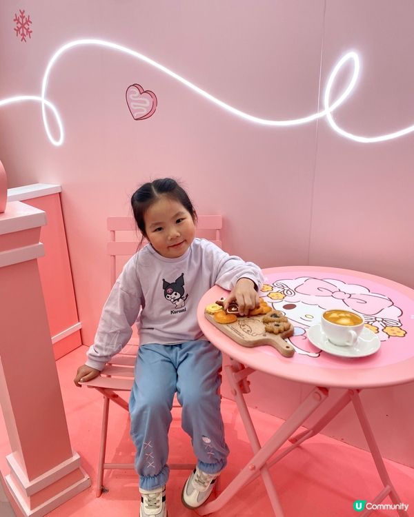 東港城❄️超人氣角色💕溜冰飄雪