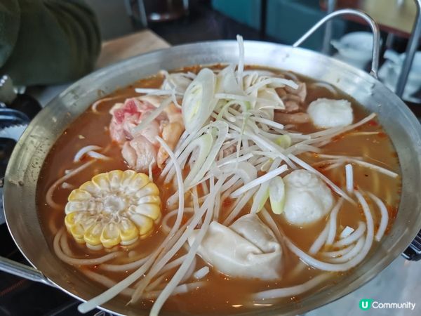 港人最愛的打邊爐/火鍋，各自挑選喜歡食材、鍾意食咩就食咩！