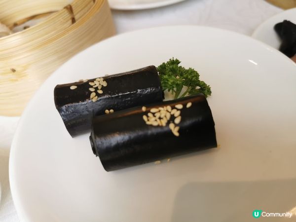 中式甜點芝麻卷，傳統特色。芝麻可以護髮黑髮，填飽個肚之餘又可...