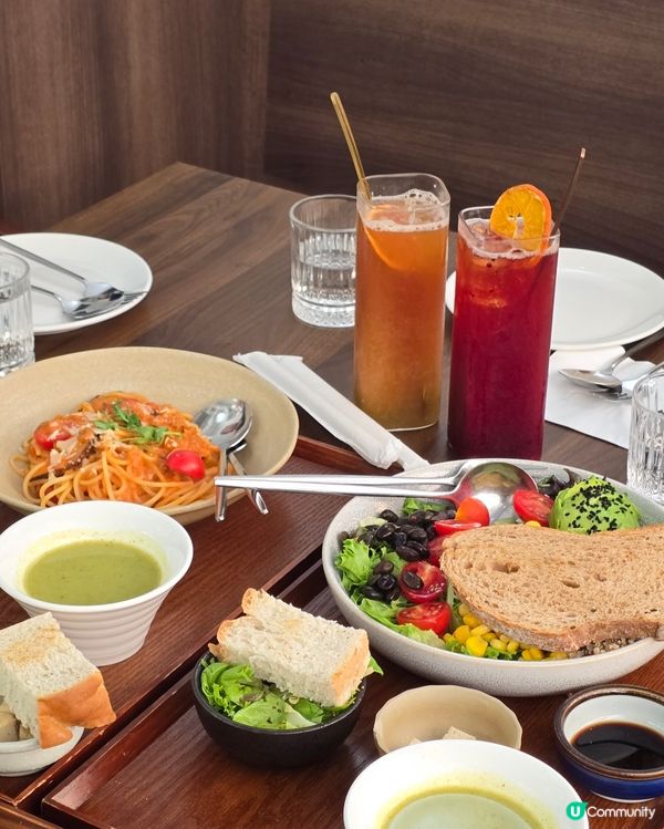 西灣河素食推介！必食招牌煲仔飯😋 