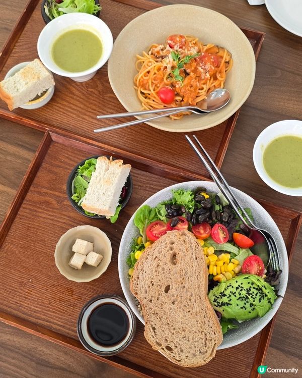 西灣河素食推介！必食招牌煲仔飯😋 