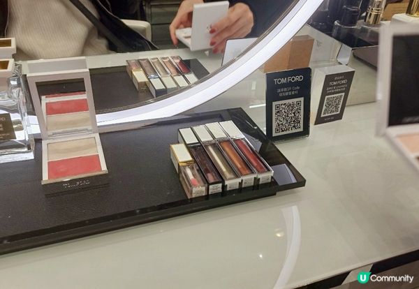 彩妝｜ 高雄漢神巨蛋TOM FORD聖誕節眼部彩妝體驗，︀聖誕閃閃迷濛的質感眼妝