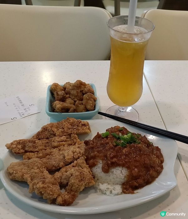 辛勞一天,終於可以嘆返一個台式晚餐