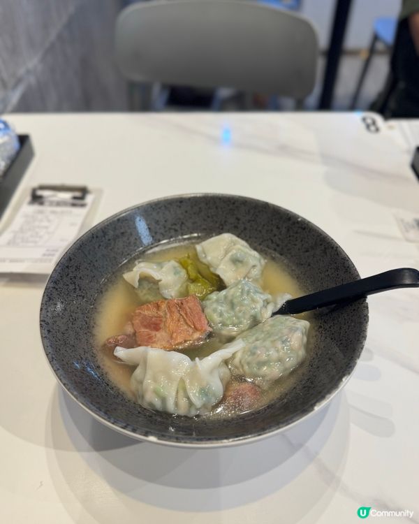 平民價大滿足！足料手工湯餃配老火靚湯