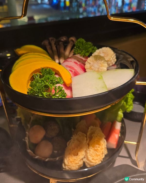 椰子雞煲😋！正到爆！🤤 旺角必食！🐔🥥