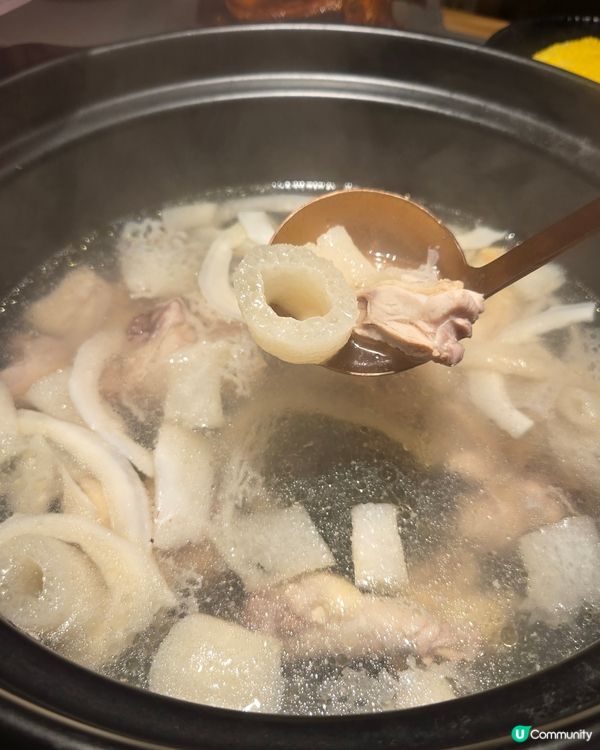 椰子雞煲😋！正到爆！🤤 旺角必食！🐔🥥