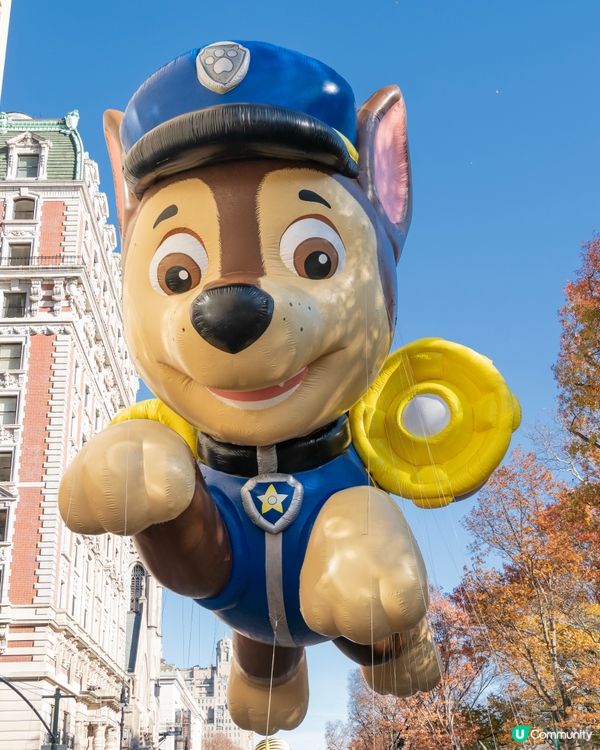 香港首個大型卡通輕氣球巡遊登場！