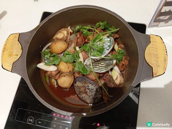 $1 鮑魚雞煲，配料半價，完滿結束。