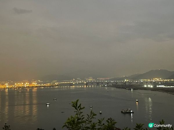 位於東涌觀景山觀景台行上去只需要1小時就可以睇到機場同東涌市...