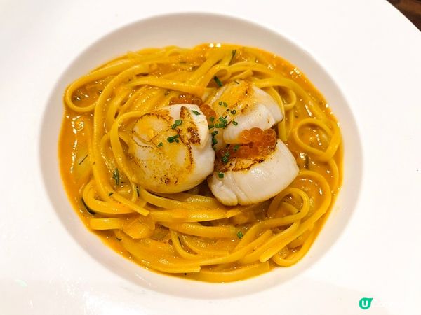 鮮帶子忌廉意粉，帶子新鮮厚肉，2分每一條都掛想像汁，食得好滋...