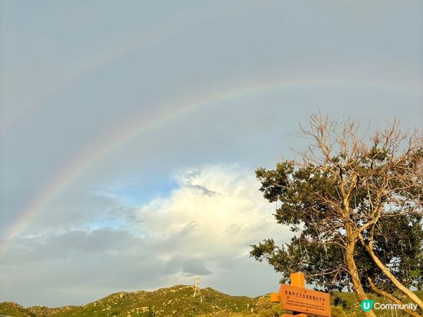 屯門龍鼓灘，雨後出現雙彩虹?。可以遠離市區，係沙灘欣賞下海景...