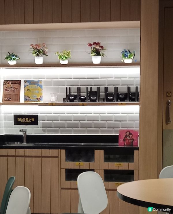 由樓上舖搬到地舖，比較方便，環境舒適。