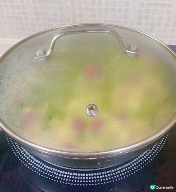 今日整咗個車厘茄豆苗洋葱🧅粟米櫻花蝦蛋餅，做法好簡單，不過幾...