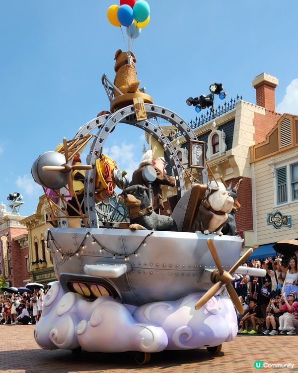 迪士尼花車巡遊夢幻打卡地點💕