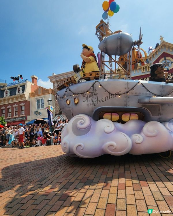 迪士尼花車巡遊夢幻打卡地點💕