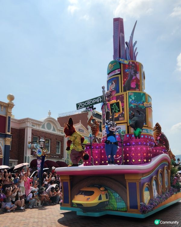 迪士尼花車巡遊夢幻打卡地點💕