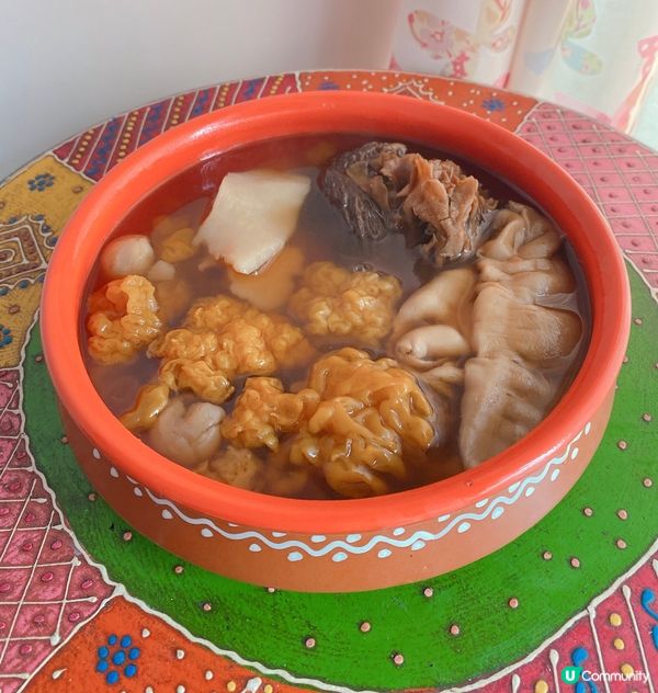 滋補增膠原花膠黃耳羊肚菌燉湯