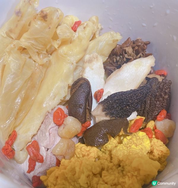 滋補增膠原花膠黃耳羊肚菌燉湯