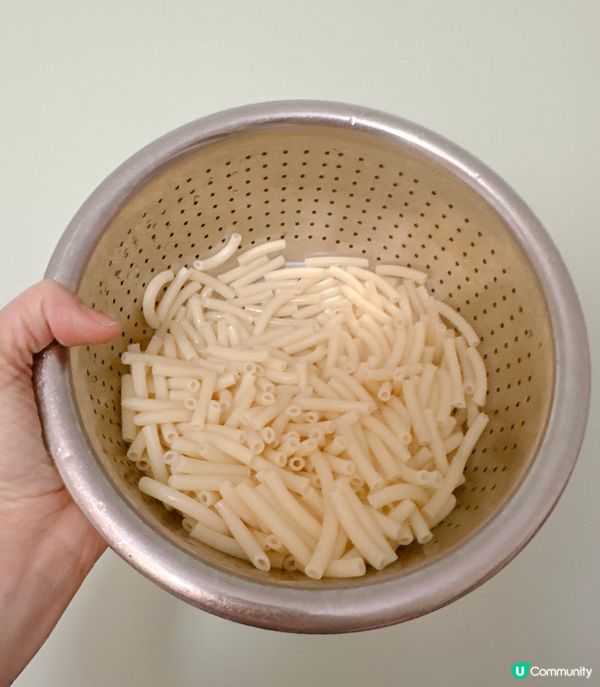 蒟蒻通粉蘋果，粟米蛋沙律