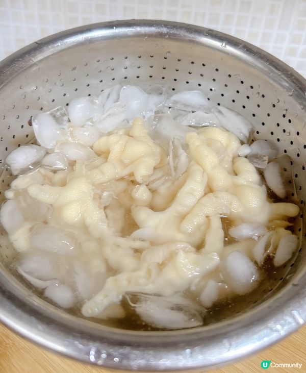 鮑魚汁麻辣無骨鳳爪