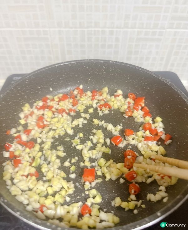 鮑魚汁麻辣無骨鳳爪