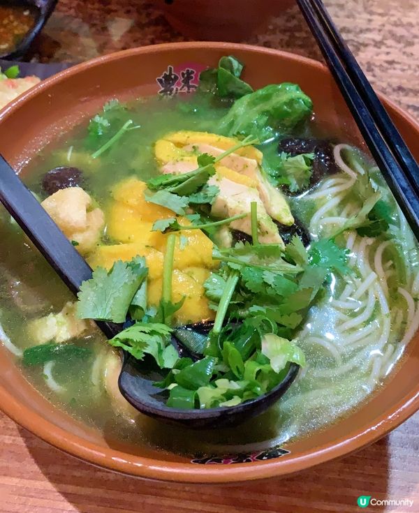 芫荽雞湯米🤤🤤 好多芫荽，非常足味🤪