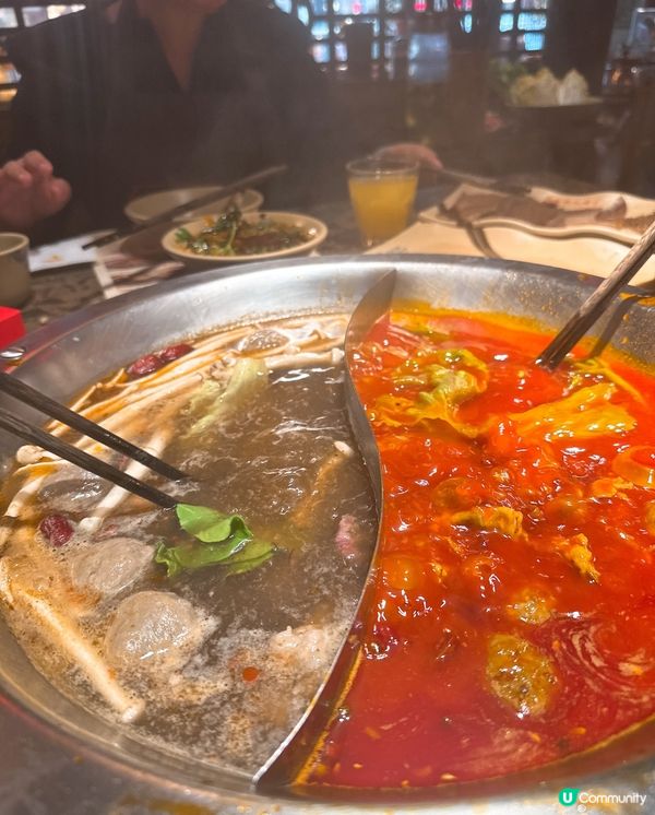 地道四川麻辣火鍋