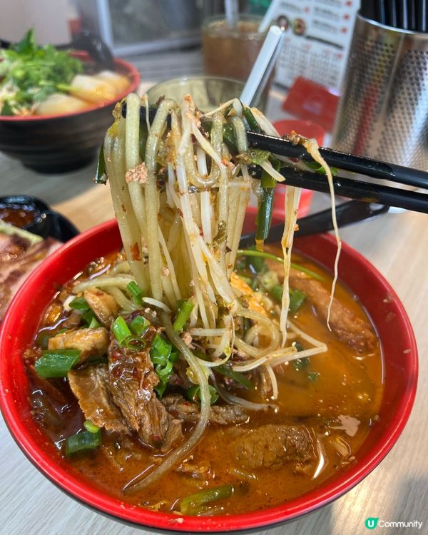 勁夰分米線夠酸唔太辣