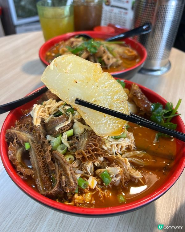 勁夰分米線夠酸唔太辣