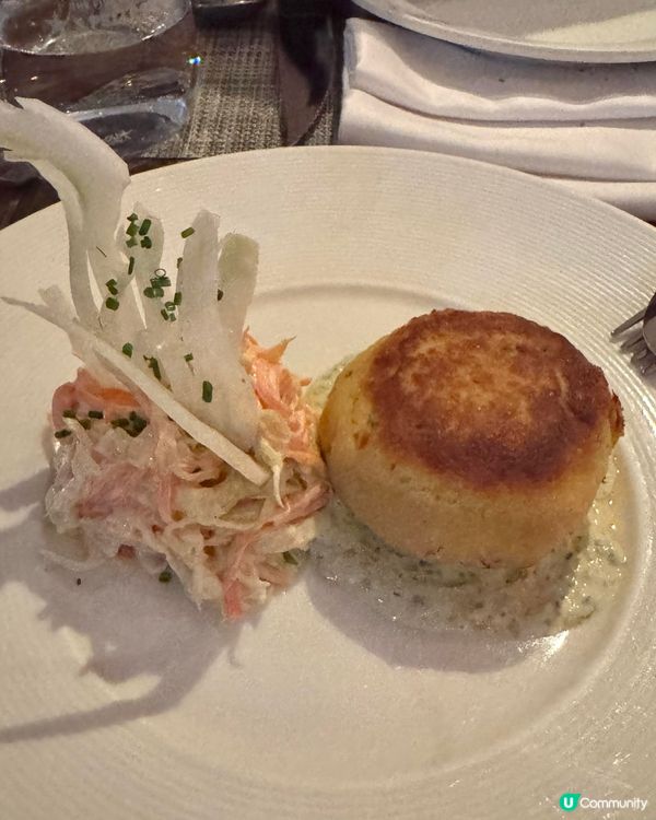 迷人的尖東海旁西餐