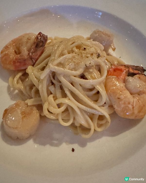 迷人的尖東海旁西餐