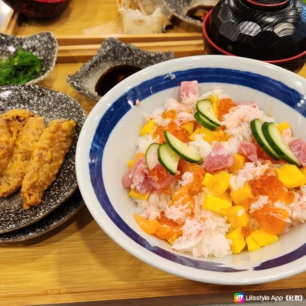 ✨️ 蟹肉雜錦刺身丼😍 鹹蛋黃單骨雞翼✨️