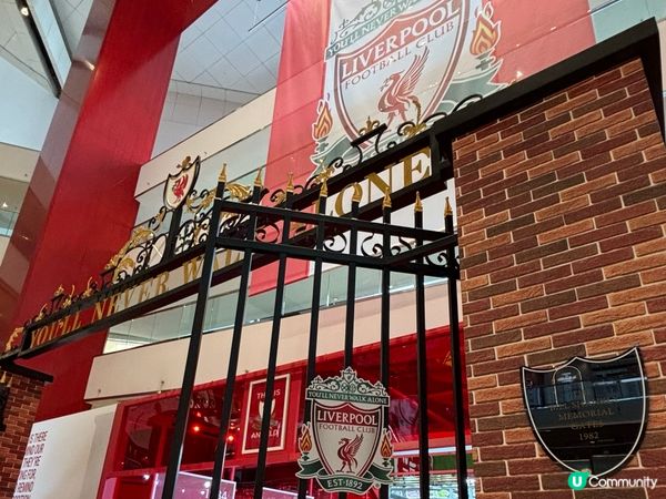 ❤️喺呢個閘口度影Selfie自拍相係必然嘅打卡指定動作😂😊...