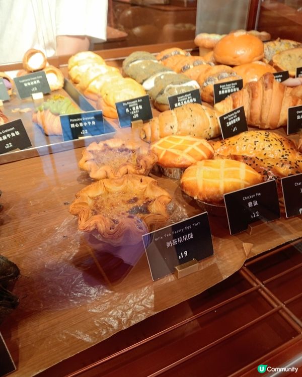 麵包店都有雙餸飯買。？🤔