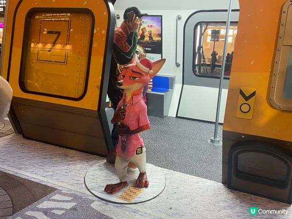 ⭐️時代廣場有好多動物出現🤩🐆🐍🦊🐰🐴🦥🦫🦦