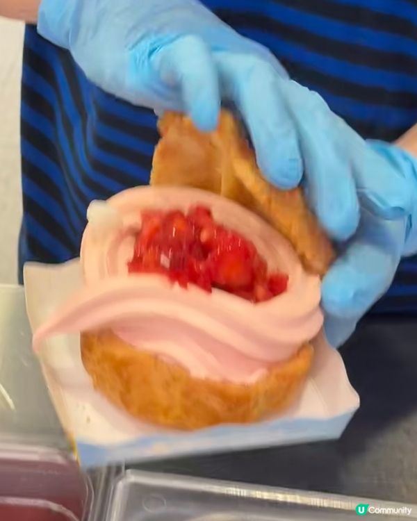 🍓🍓🍓 草莓季限定！新地配麻糬泡芙 🤤🤤🤤