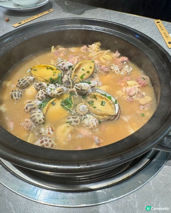 滿足的飽魚雞火鍋晚餐