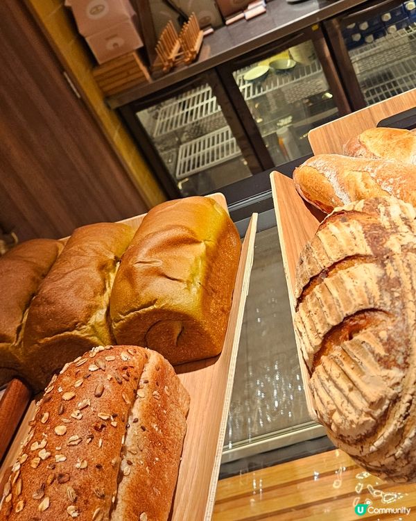 桃子Bakery買一送一麵包