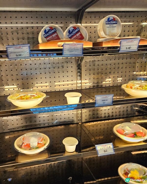 桃子Bakery買一送一麵包