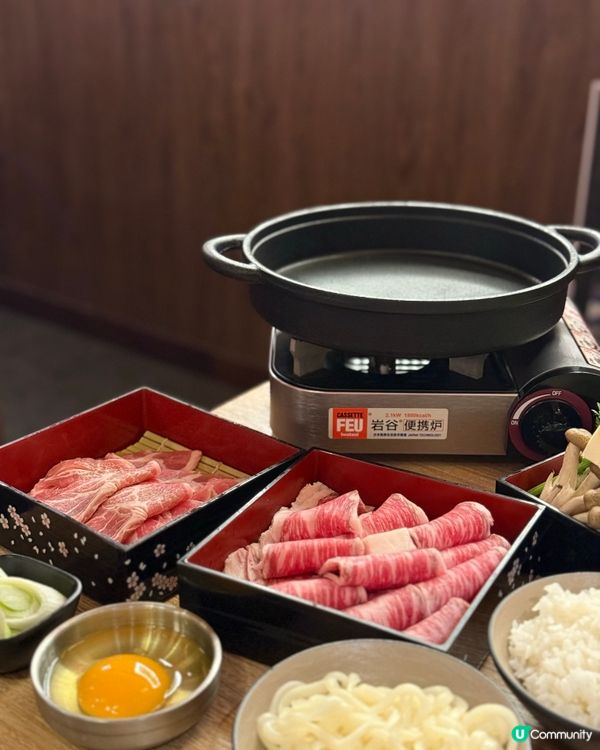 充滿紅葉氛圍嘅日式居酒屋