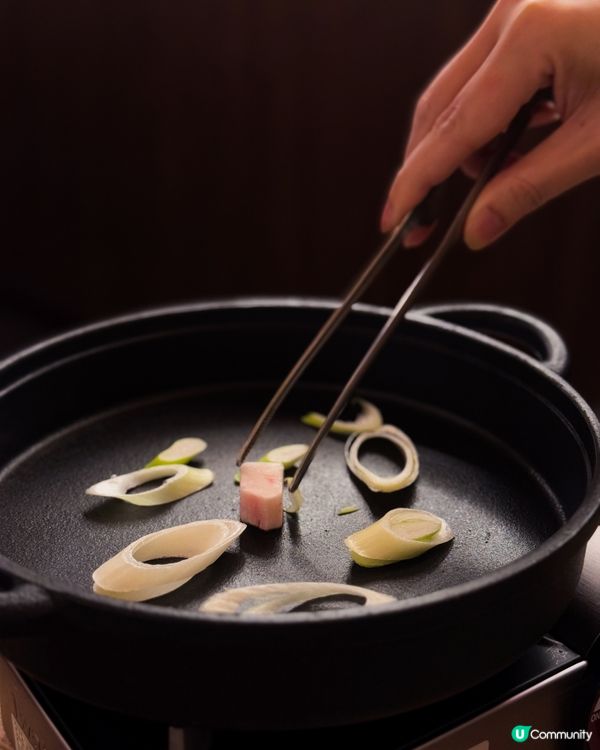 充滿紅葉氛圍嘅日式居酒屋
