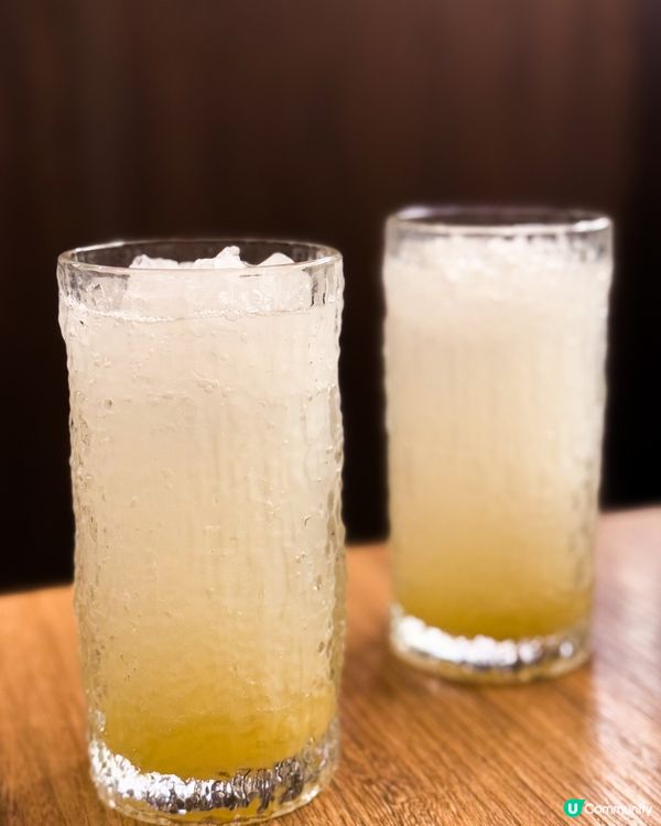 充滿紅葉氛圍嘅日式居酒屋