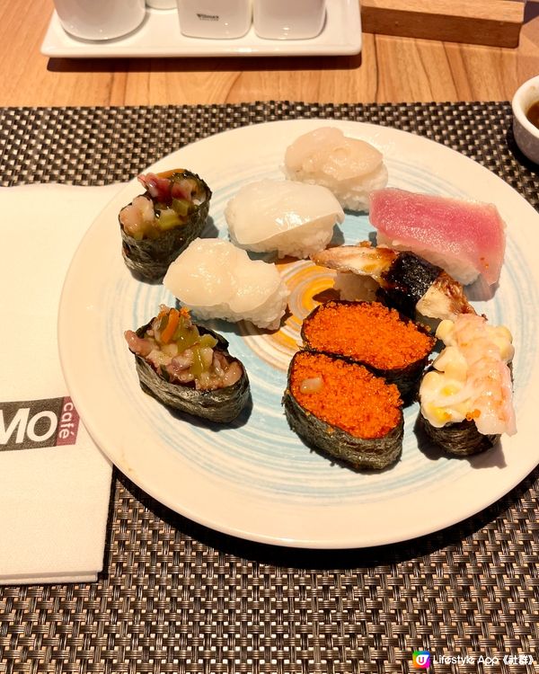 《MoMo Cafe》香港萬怡酒店🏨自助午餐