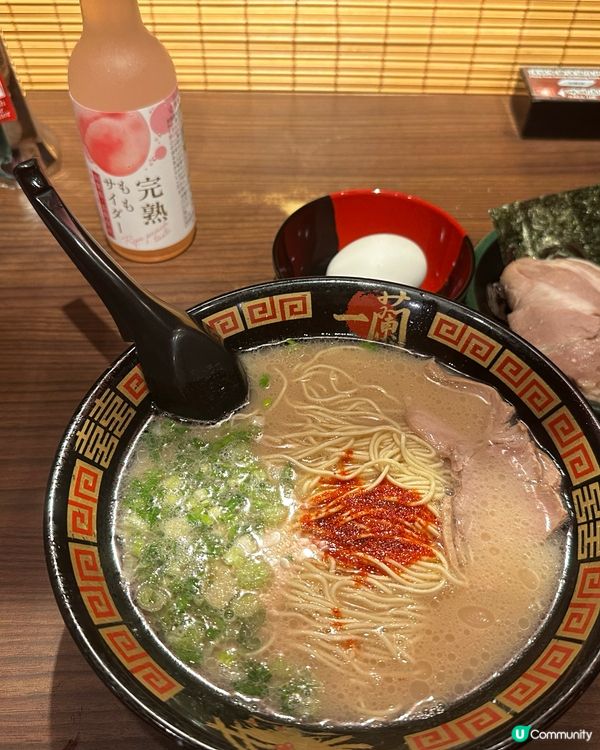 傳說中的通宵營業拉麵店 當然要朝聖一下