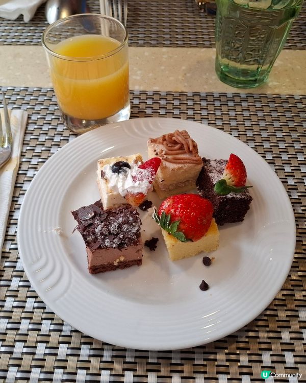 非常經濟嘅自助餐！