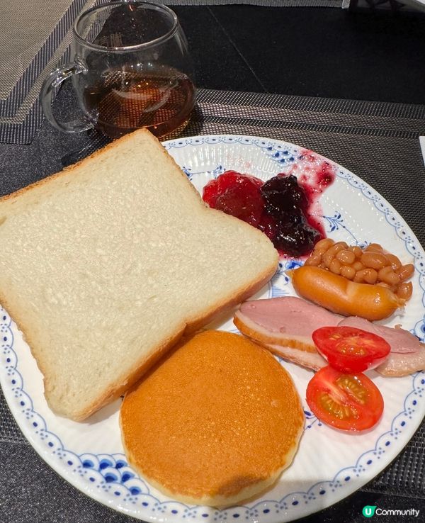 高貴雅致的環境享用自助早餐