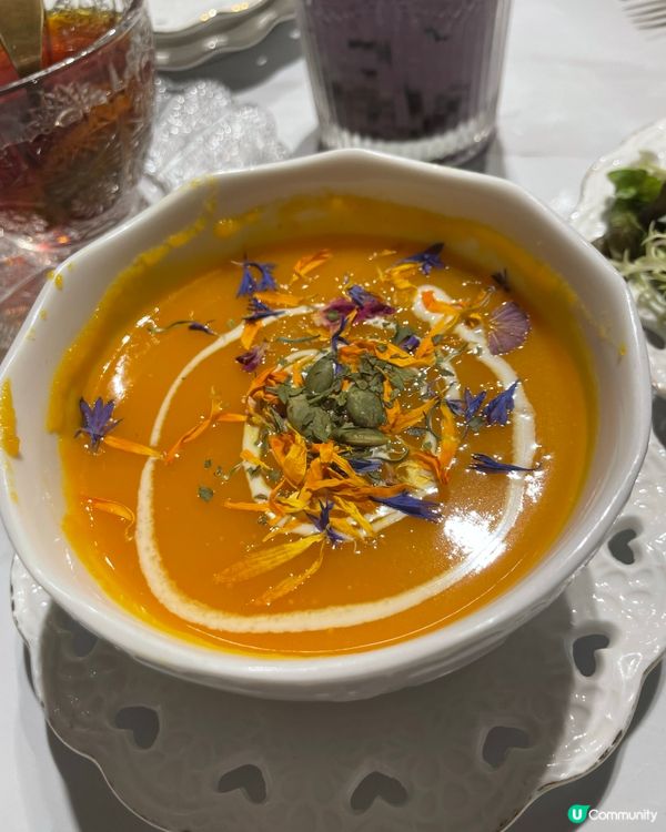 喺少女心嘅環境 進食300卡輕盈餐🌸🩷